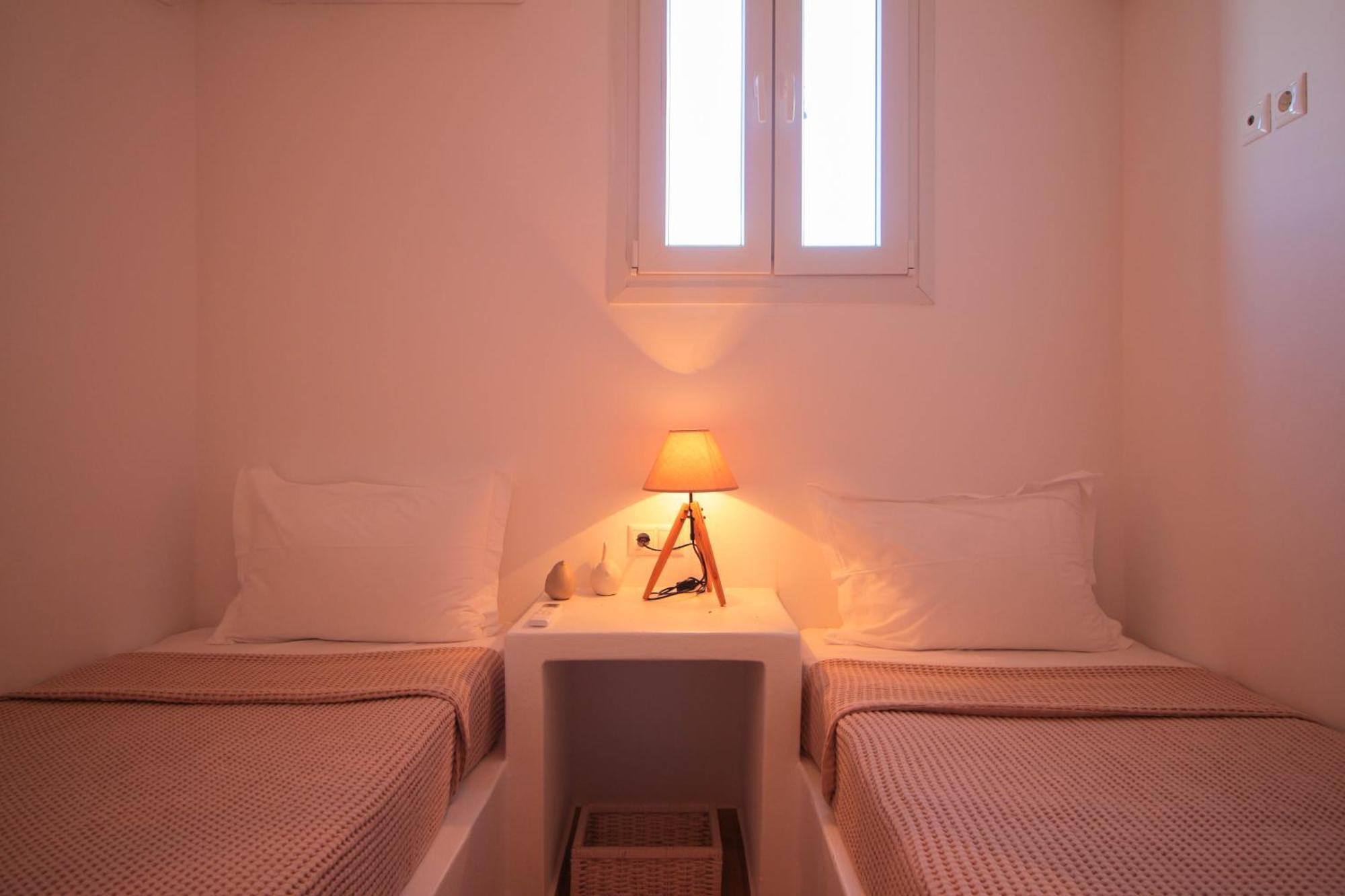 Iliopetra Residence Agios Romanos 외부 사진